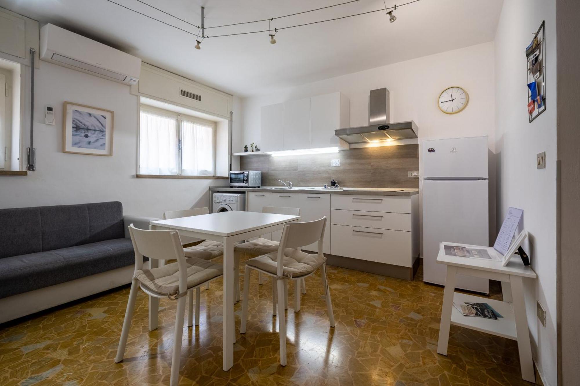 White House In Apartment Vicenza
