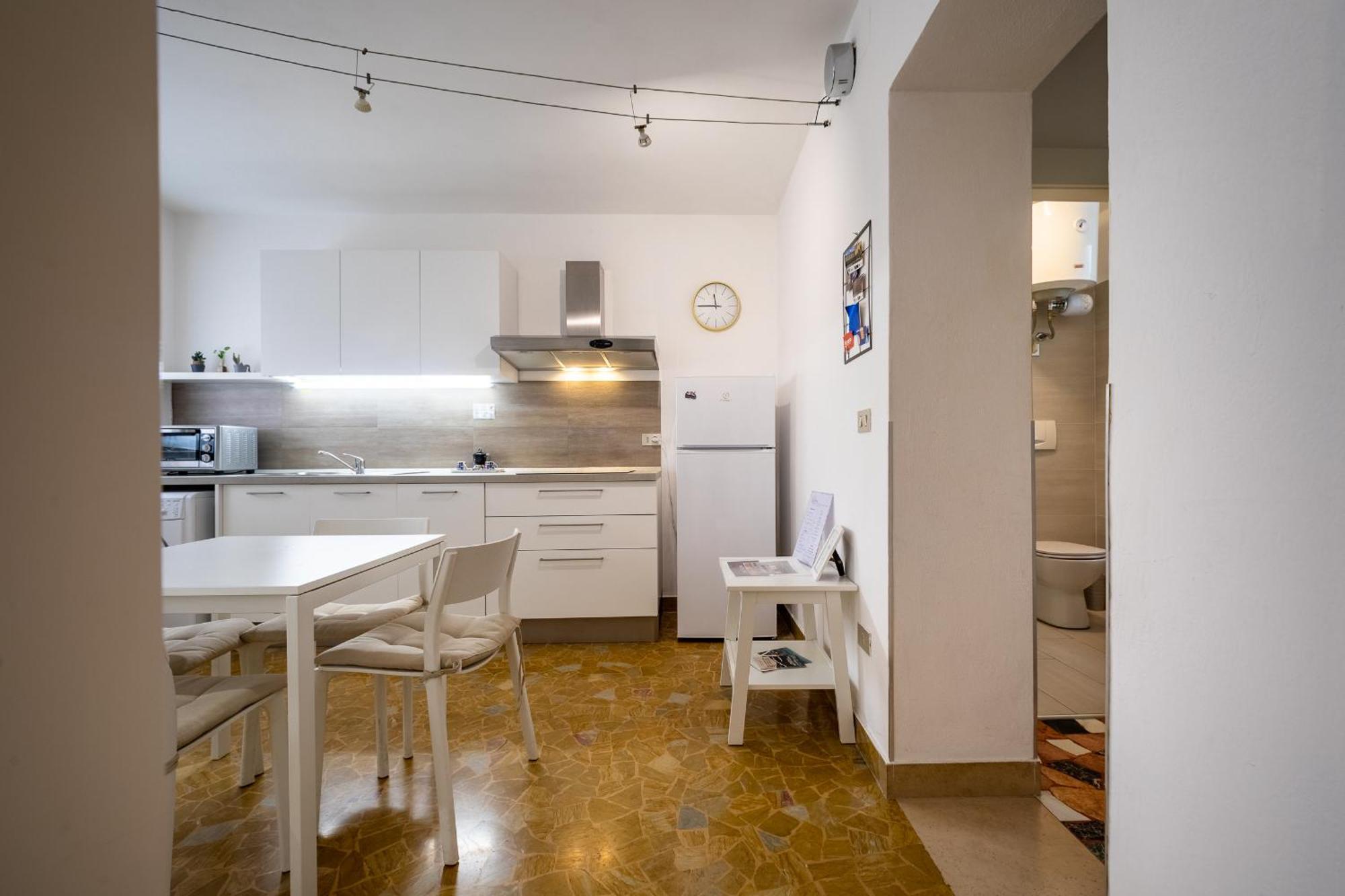 Apartment White House In Vicenza