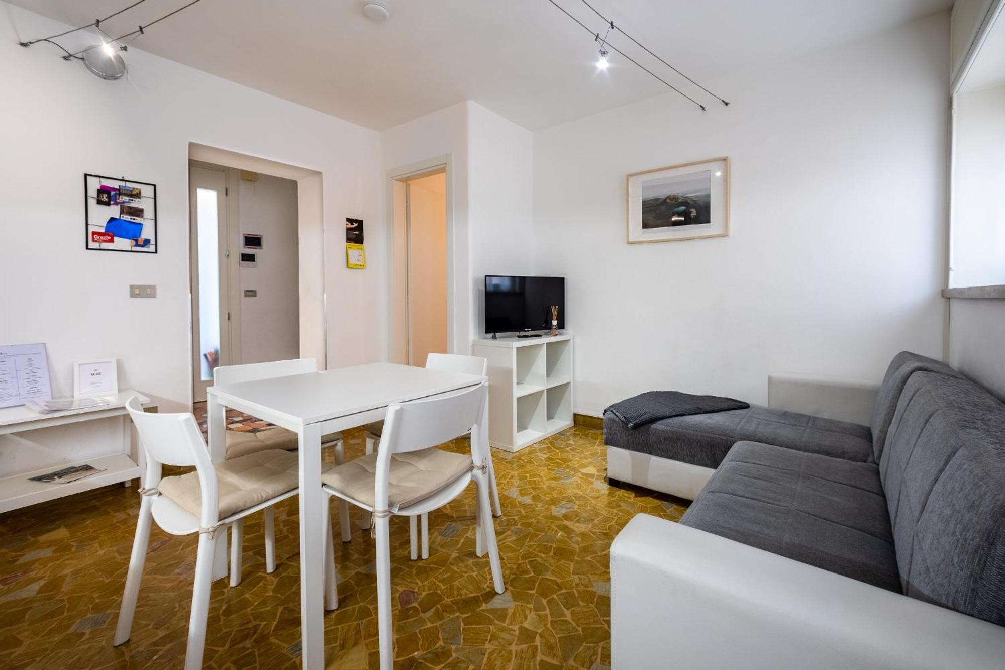 White House In * Vicenza