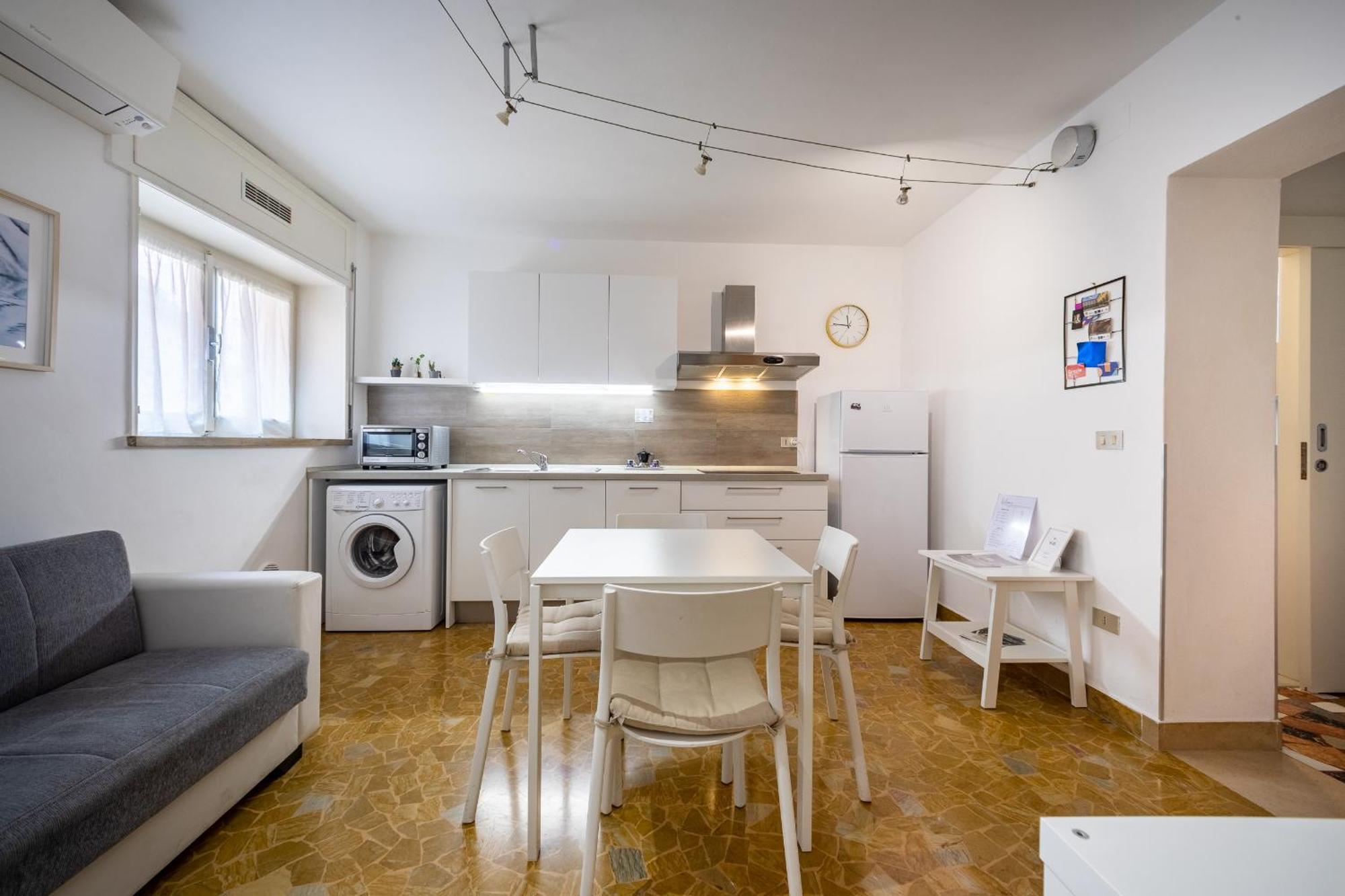 White House In Apartment Vicenza