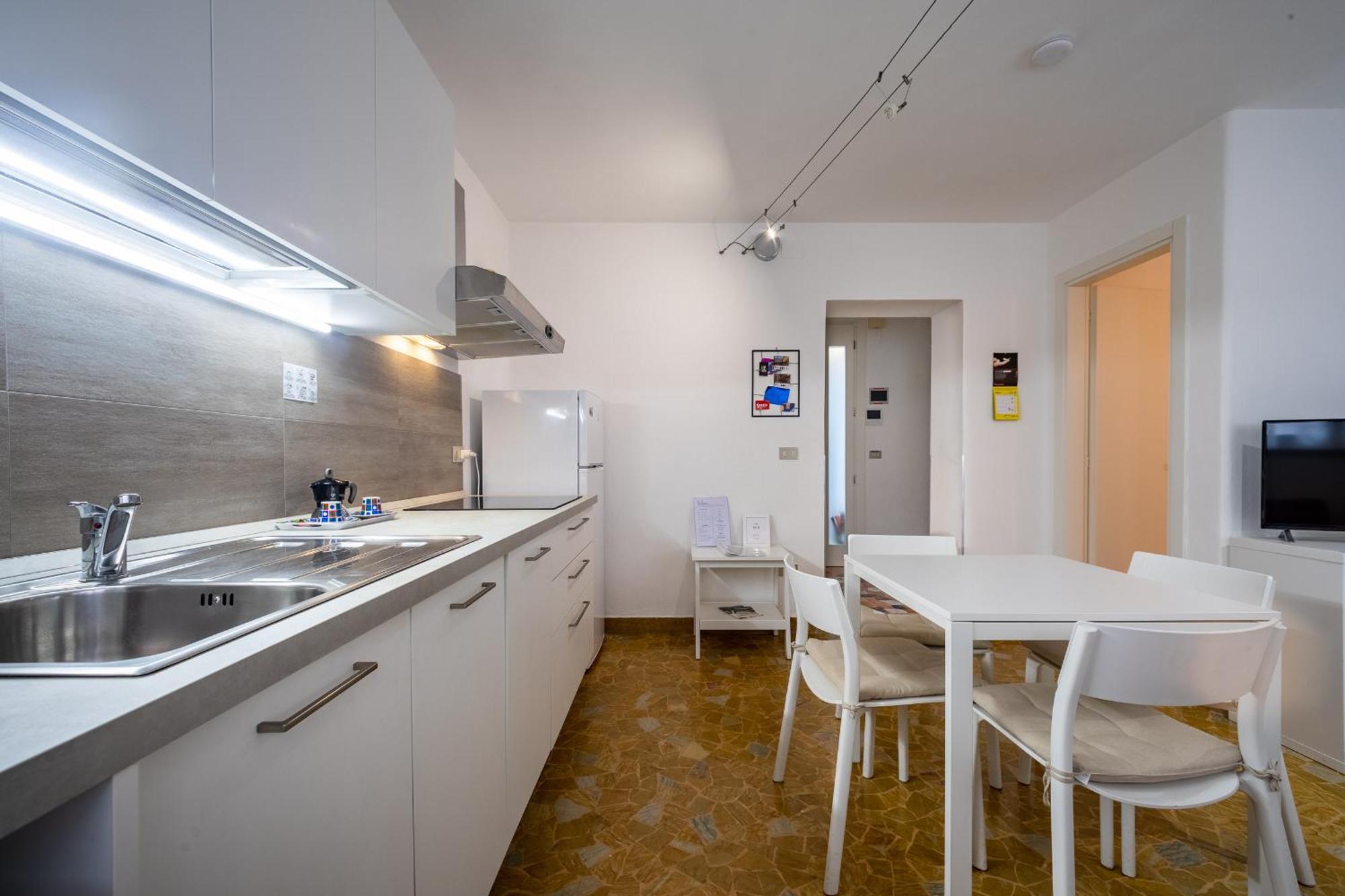 White House In Apartment Vicenza